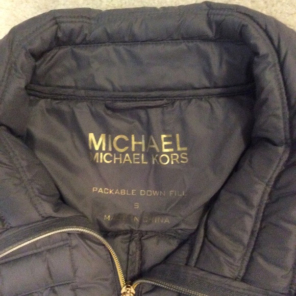 Michael Kors Packable Down Jacket - Small - Picture 2 of 4